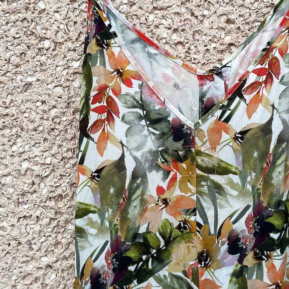 Boys + Arrows Feelin’ Floozy Romper in Red Sonia - Picture 4 of 7